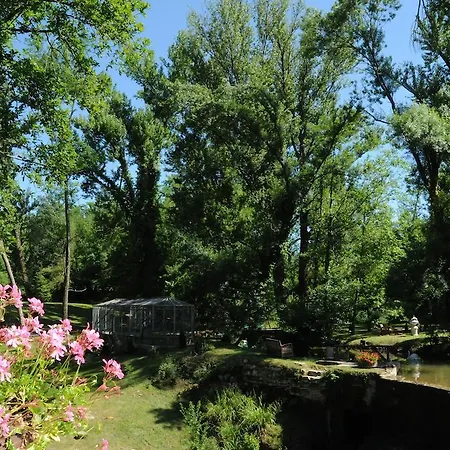 Restaurant Les Gorges De L'aveyron Hotell
