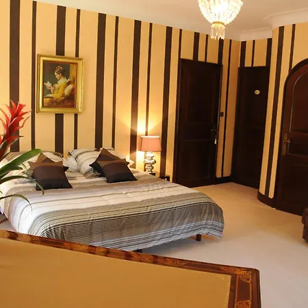 Restaurant Les Gorges De L'aveyron Bruniquel