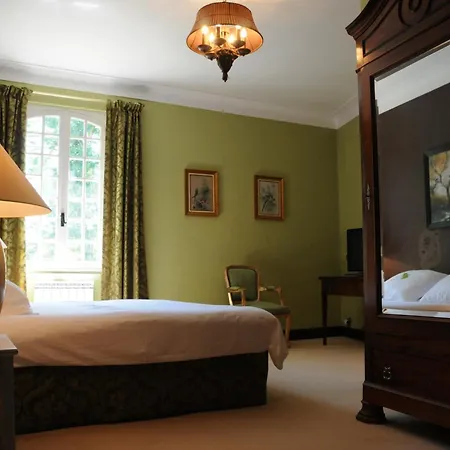 Restaurant Les Gorges De L'aveyron Hotell 3*