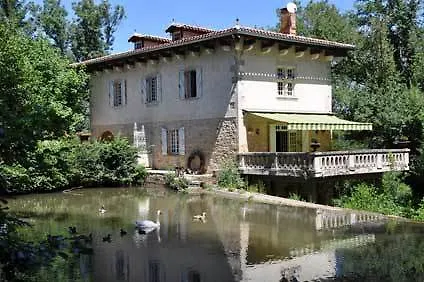 Hotell Restaurant Les Gorges De L'aveyron 3*