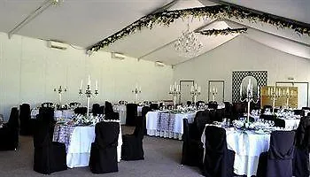 Hotell Restaurant Les Gorges De L'aveyron Bruniquel