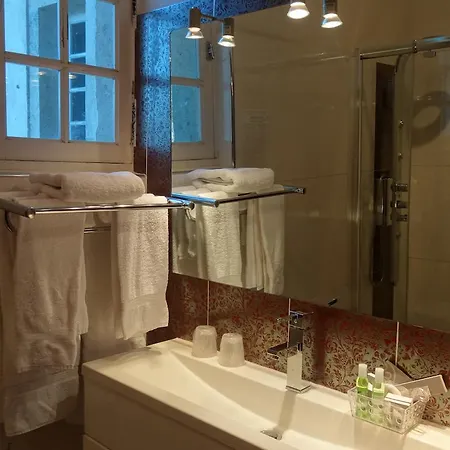 Restaurant Les Gorges De L'aveyron מלון 3*