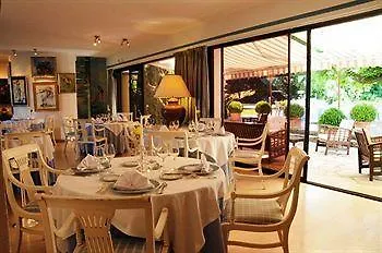 Restaurant Les Gorges De L'aveyron Hotel Bruniquel